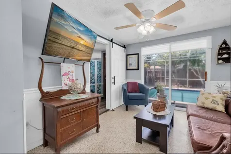 3227 48th Avenue N St Petersburg FL 33714