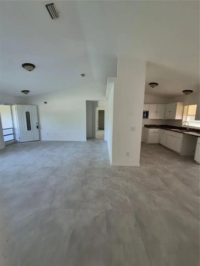 1160 W Geneva Place Citrus Springs FL 34434