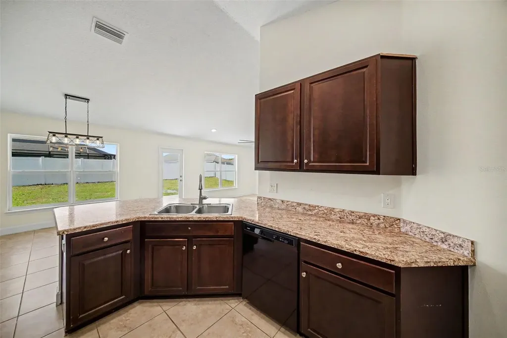 16253 Vine Cliff Avenue Hudson FL 34667