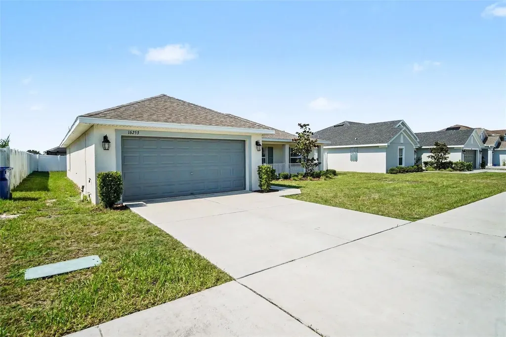 16253 Vine Cliff Avenue Hudson FL 34667