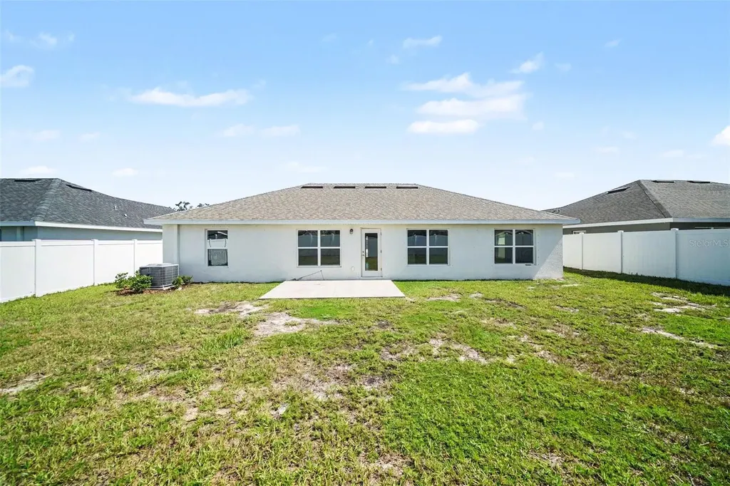 16253 Vine Cliff Avenue Hudson FL 34667