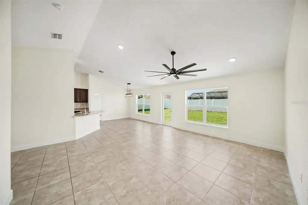 16253 Vine Cliff Avenue Hudson FL 34667