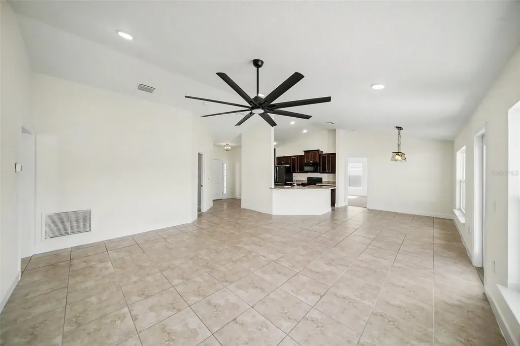 16253 Vine Cliff Avenue Hudson FL 34667