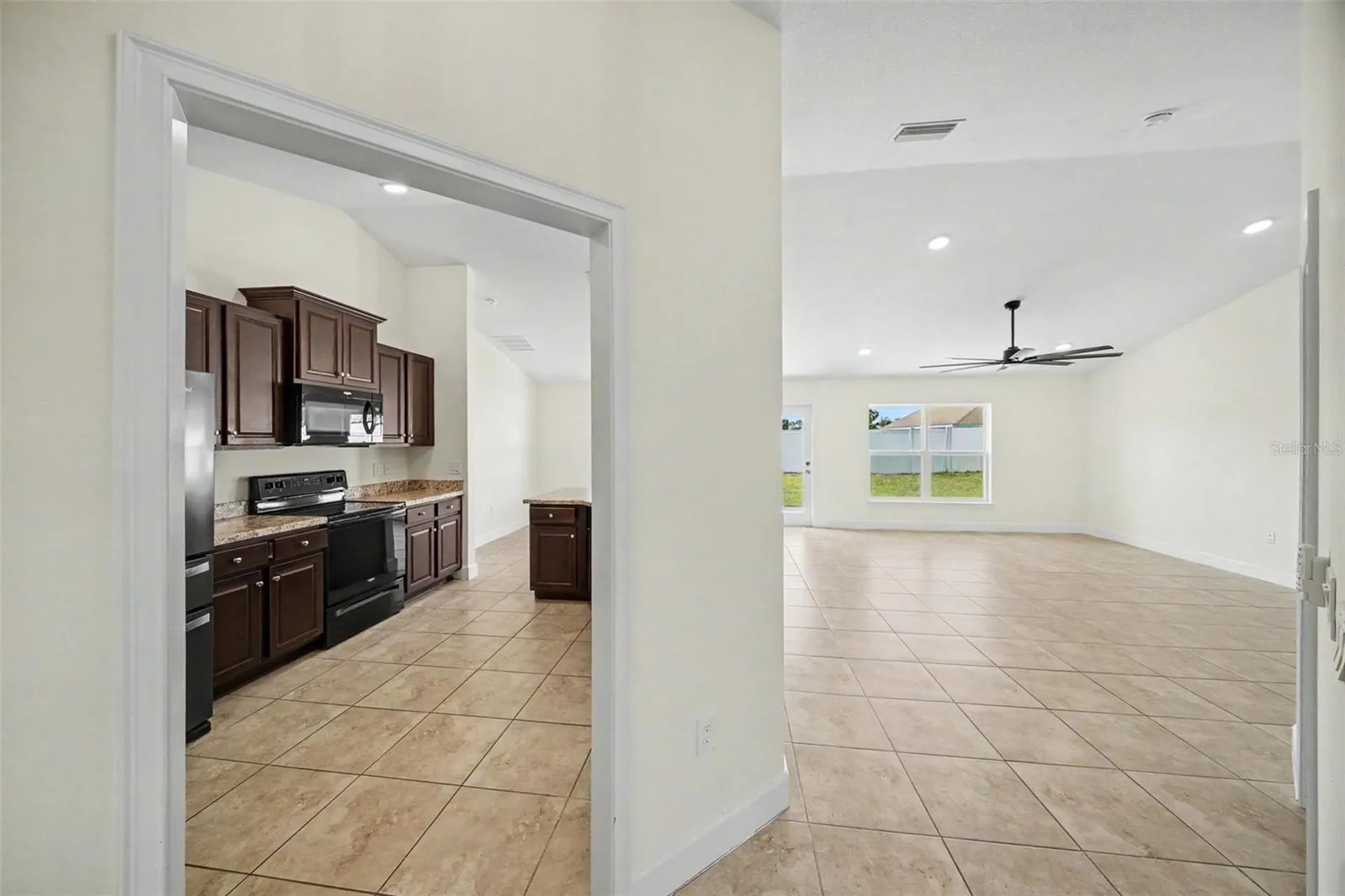 16253 Vine Cliff Avenue Hudson FL 34667