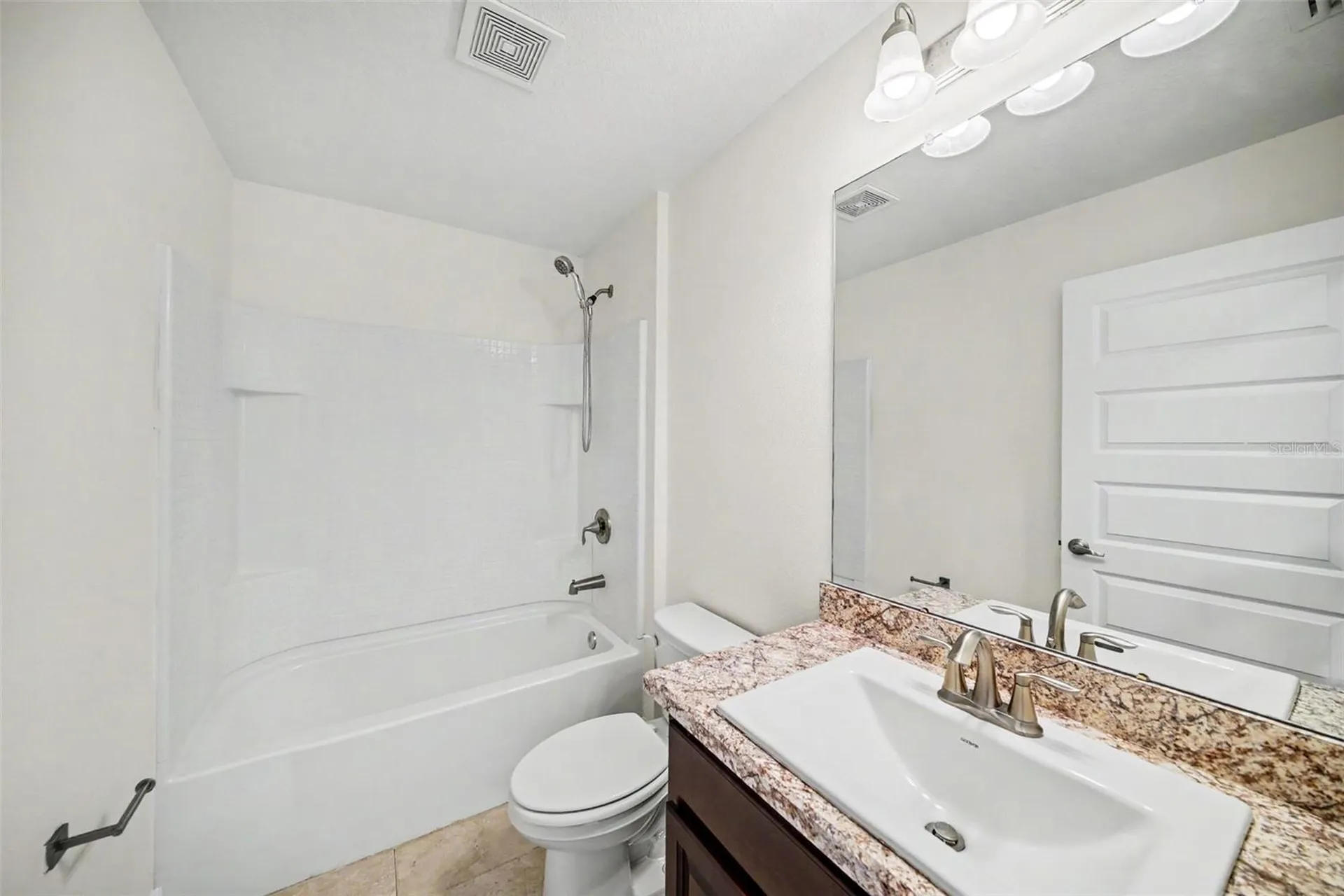 16253 Vine Cliff Avenue Hudson FL 34667
