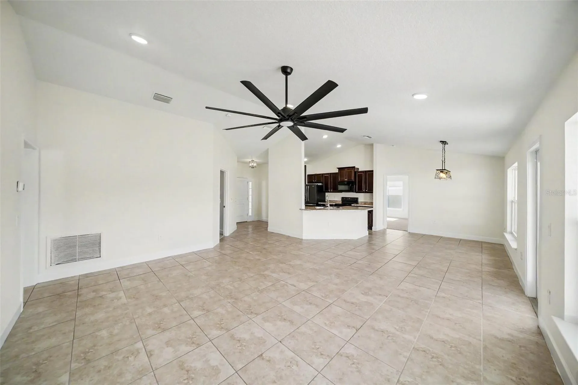 16253 Vine Cliff Avenue Hudson FL 34667