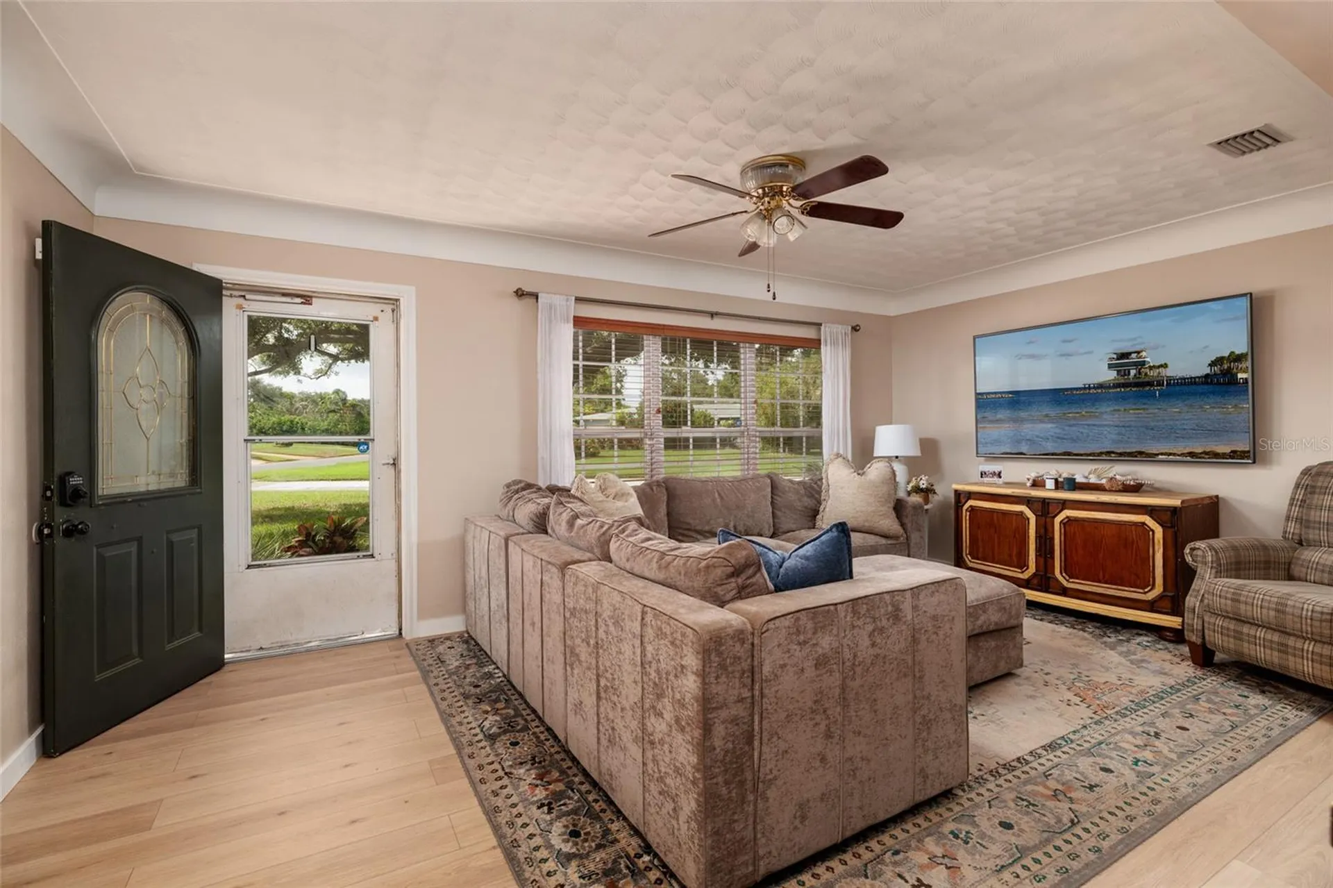 6801 29th Terrace N St Petersburg FL 33710