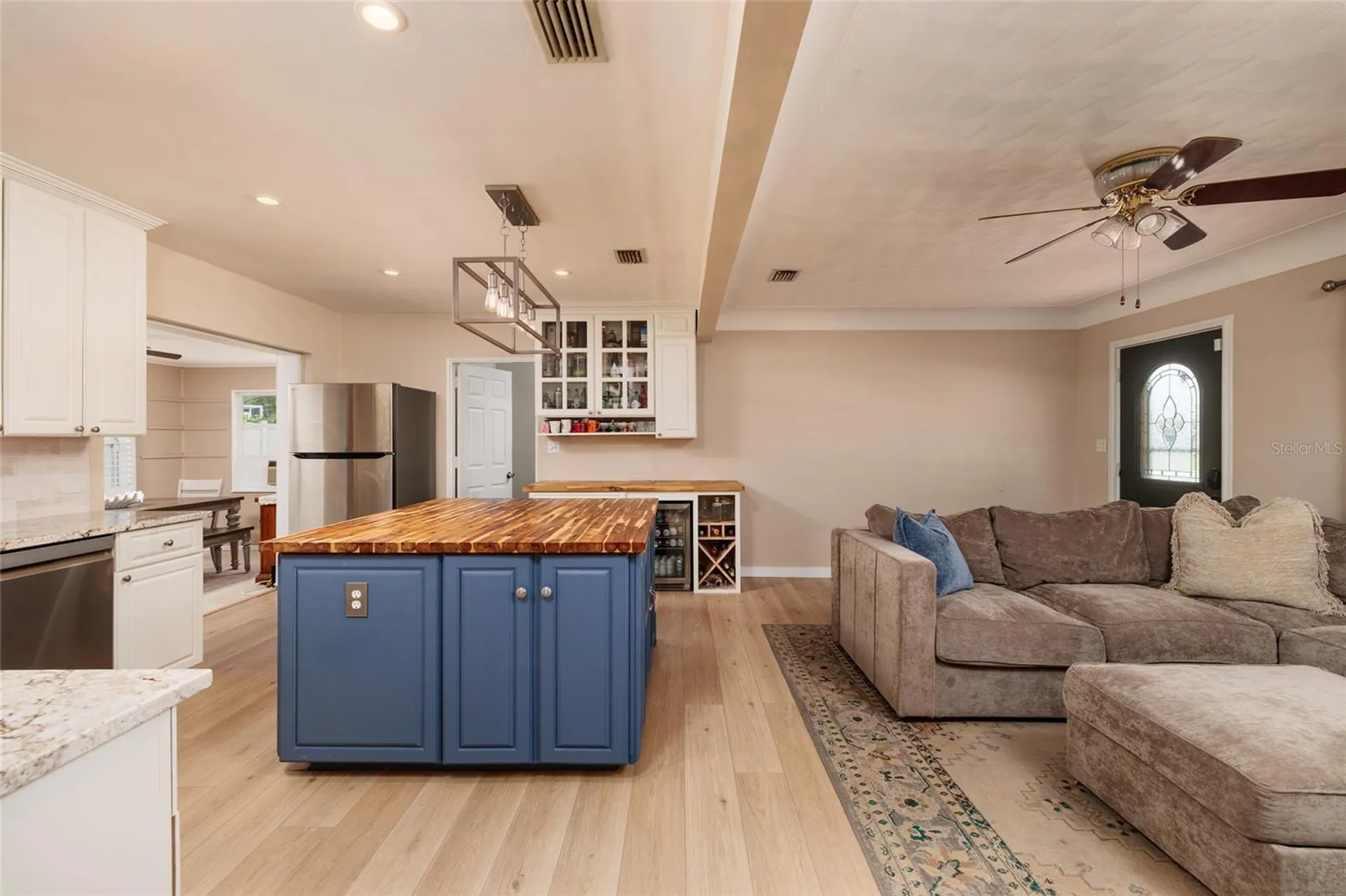 6801 29th Terrace N St Petersburg FL 33710