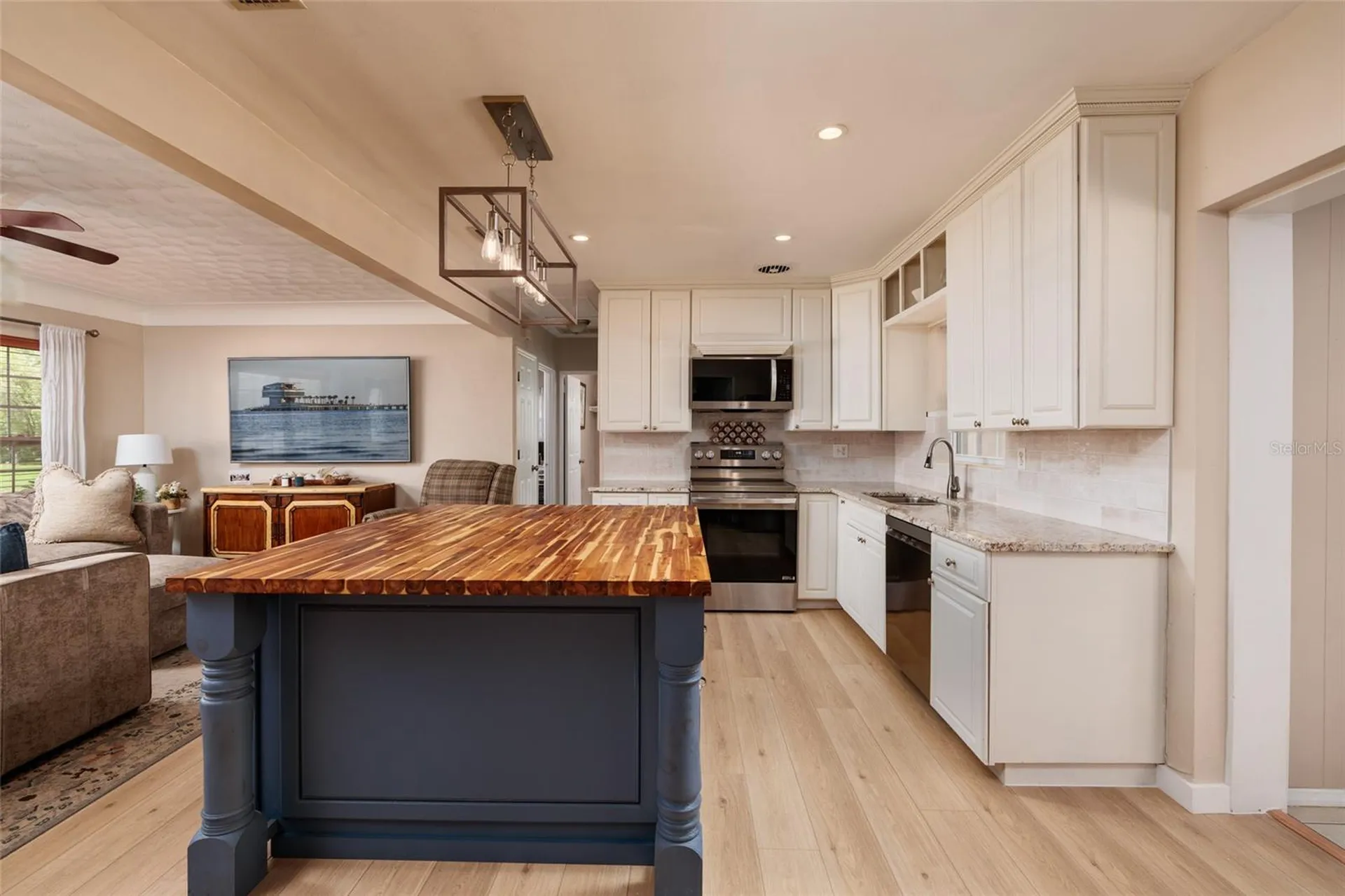 6801 29th Terrace N St Petersburg FL 33710