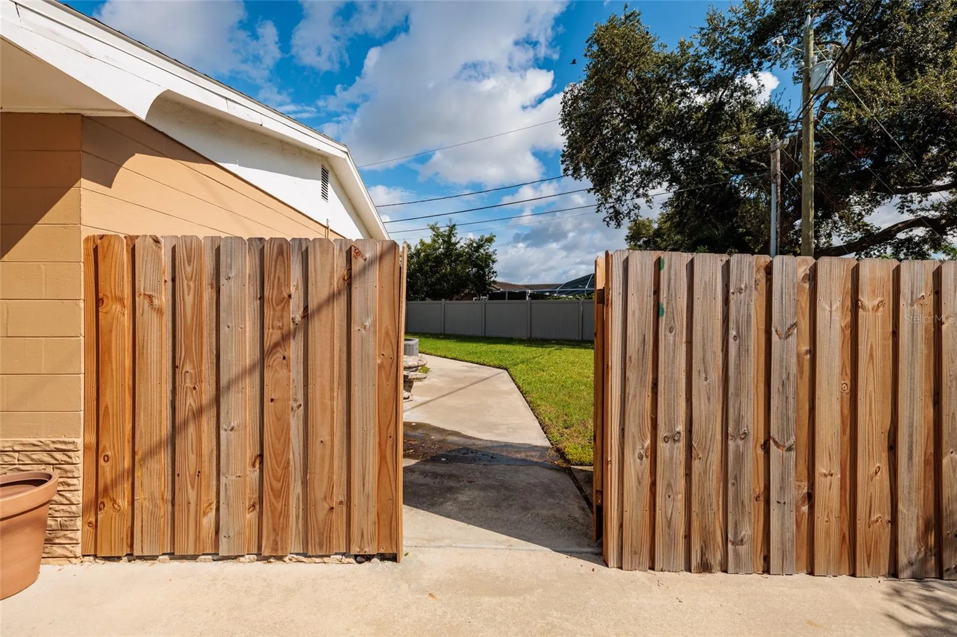 6801 29th Terrace N St Petersburg FL 33710