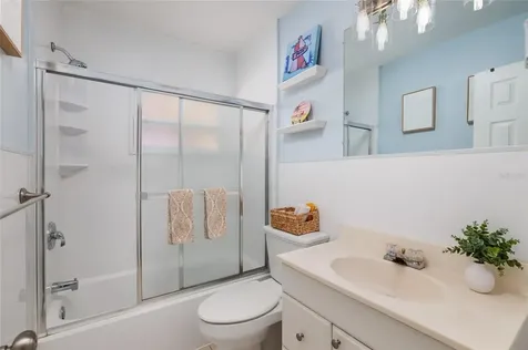 6801 29th Terrace N St Petersburg FL 33710