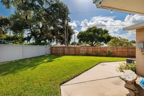 6801 29th Terrace N St Petersburg FL 33710