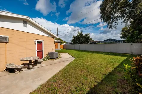 6801 29th Terrace N St Petersburg FL 33710