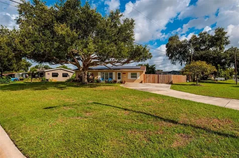 6801 29th Terrace N St Petersburg FL 33710