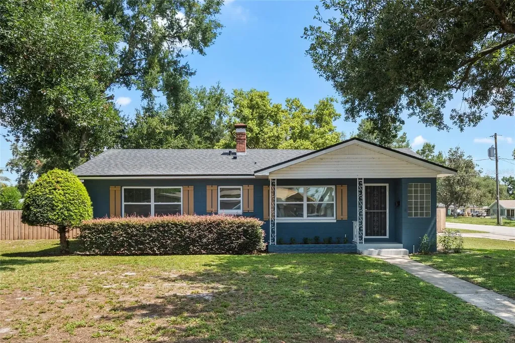 2237 Washington Road Mount Dora FL 32757