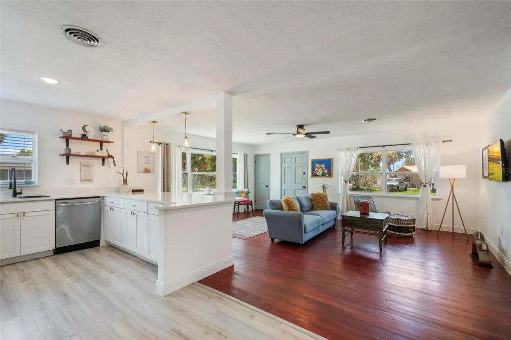 2237 Washington Road Mount Dora FL 32757
