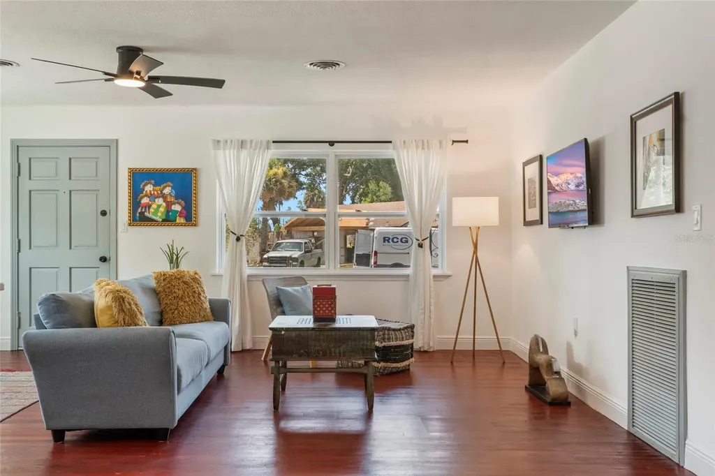 2237 Washington Road Mount Dora FL 32757
