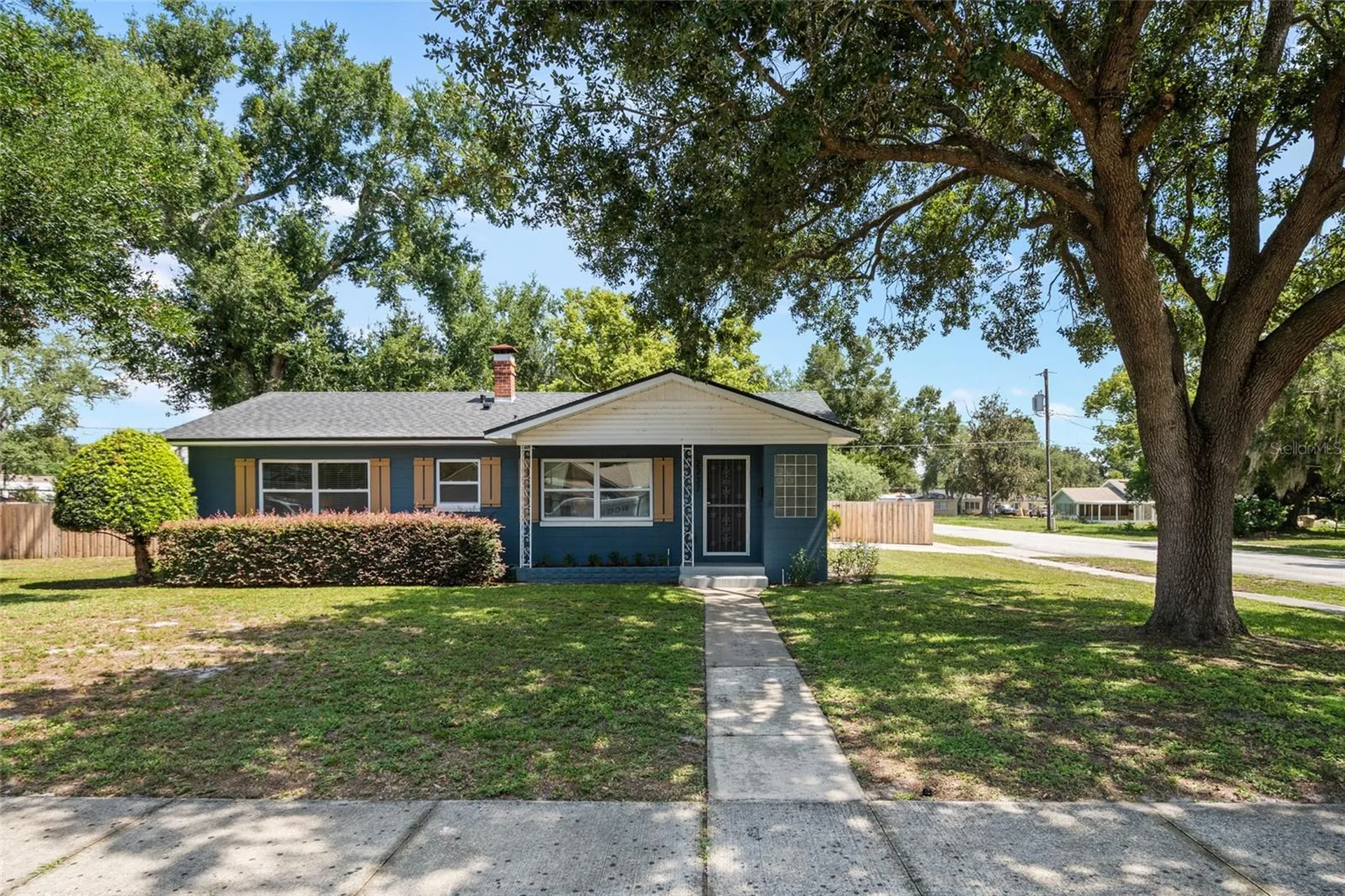 2237 Washington Road Mount Dora FL 32757