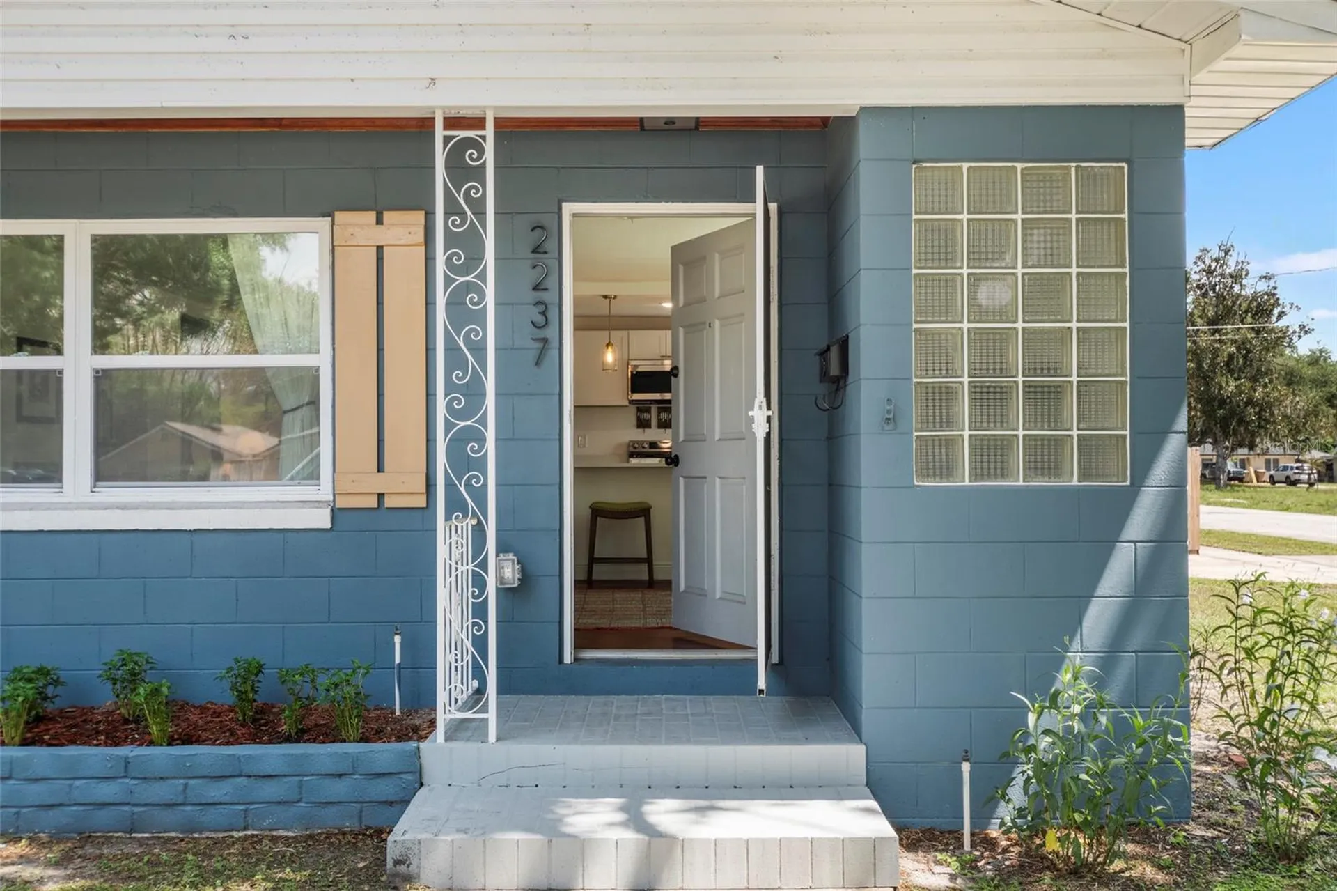 2237 Washington Road Mount Dora FL 32757