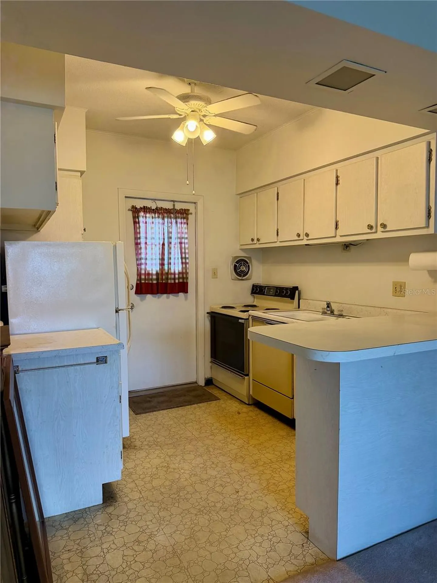 5505 Hernandes Drive Orlando FL 32808