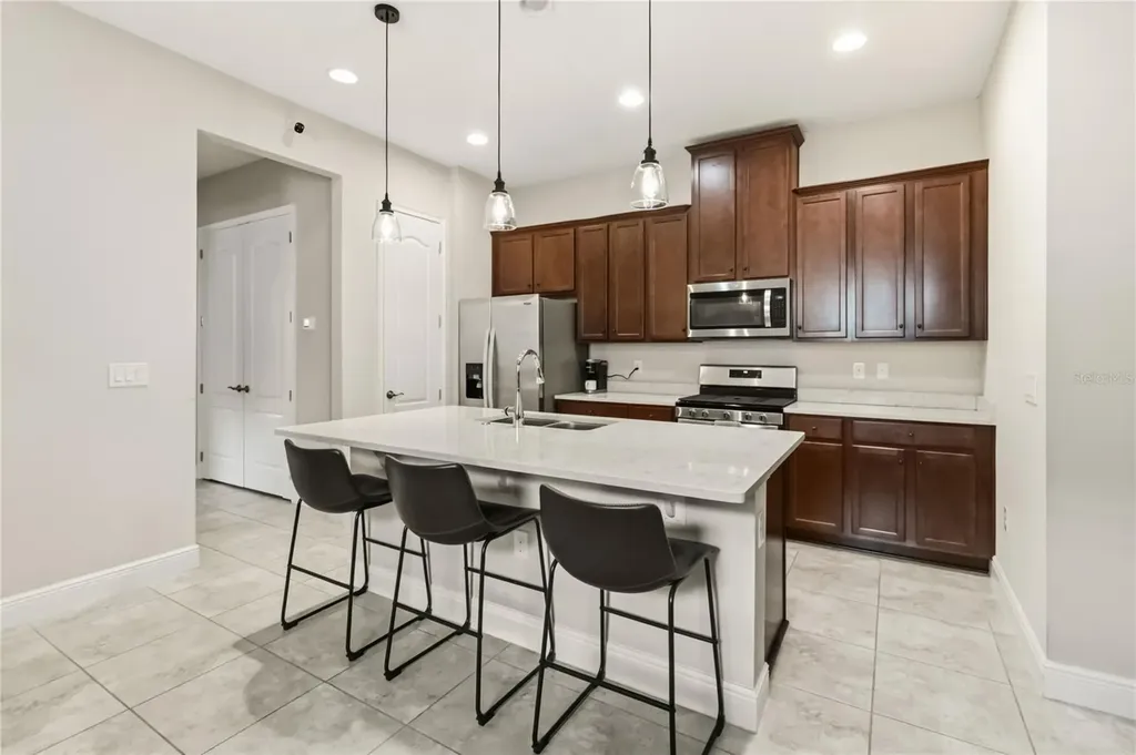 2419 Datura Loop St Cloud FL 34772
