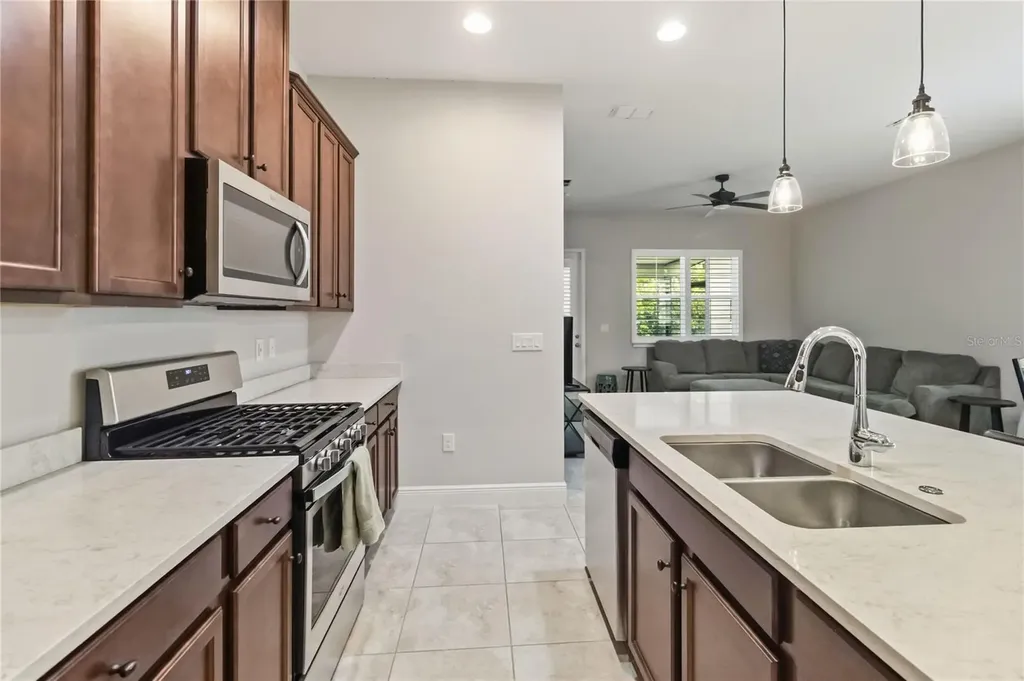 2419 Datura Loop St Cloud FL 34772