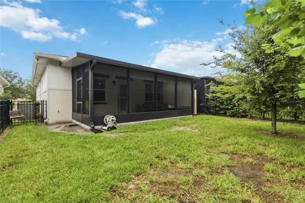 2419 Datura Loop St Cloud FL 34772