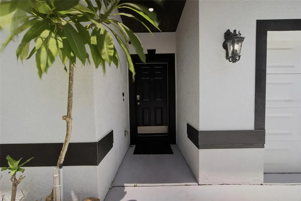 8205 N 12th Street Tampa FL 33604