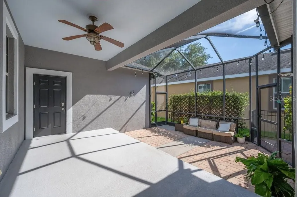 16013 Loneoak View Drive Lithia FL 33547