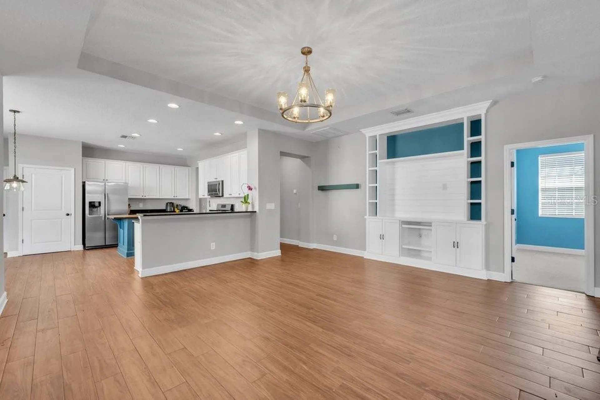 16013 Loneoak View Drive Lithia FL 33547