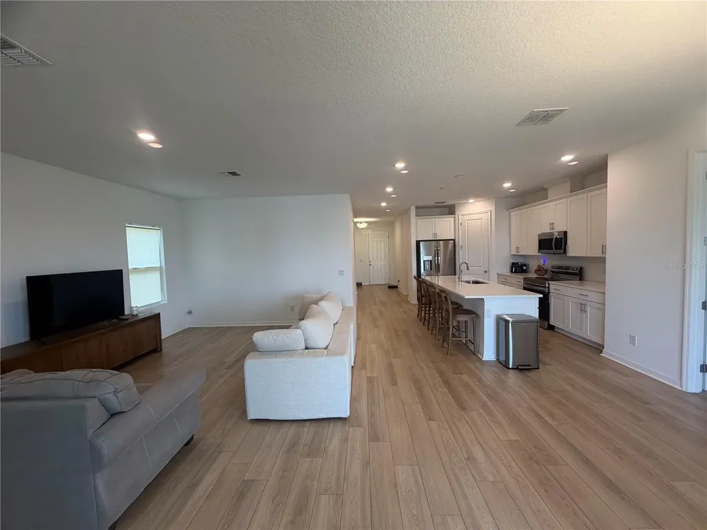 453 Archway Place St Cloud FL 34771