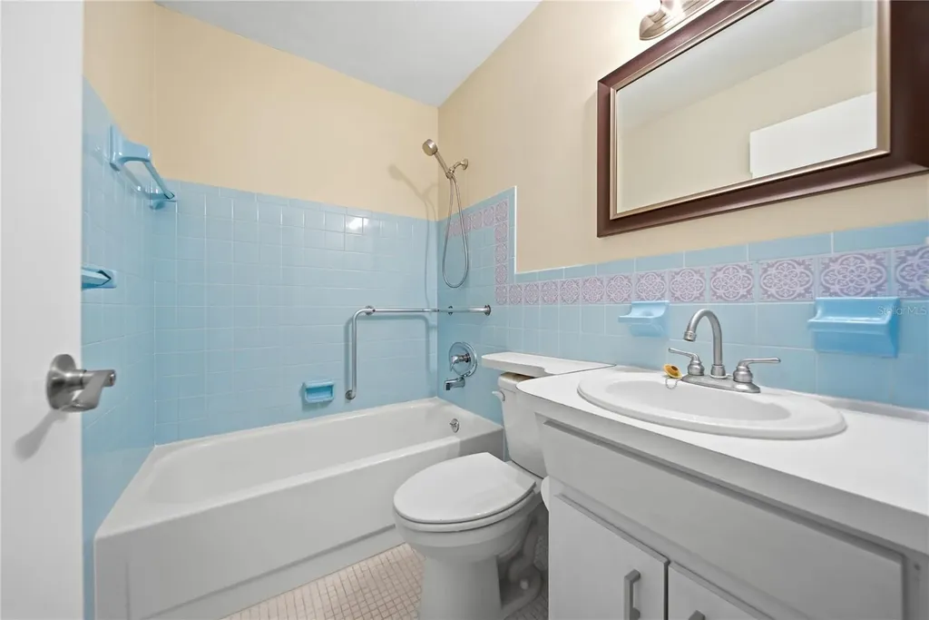 2458 Florentine Way Clearwater FL 33763