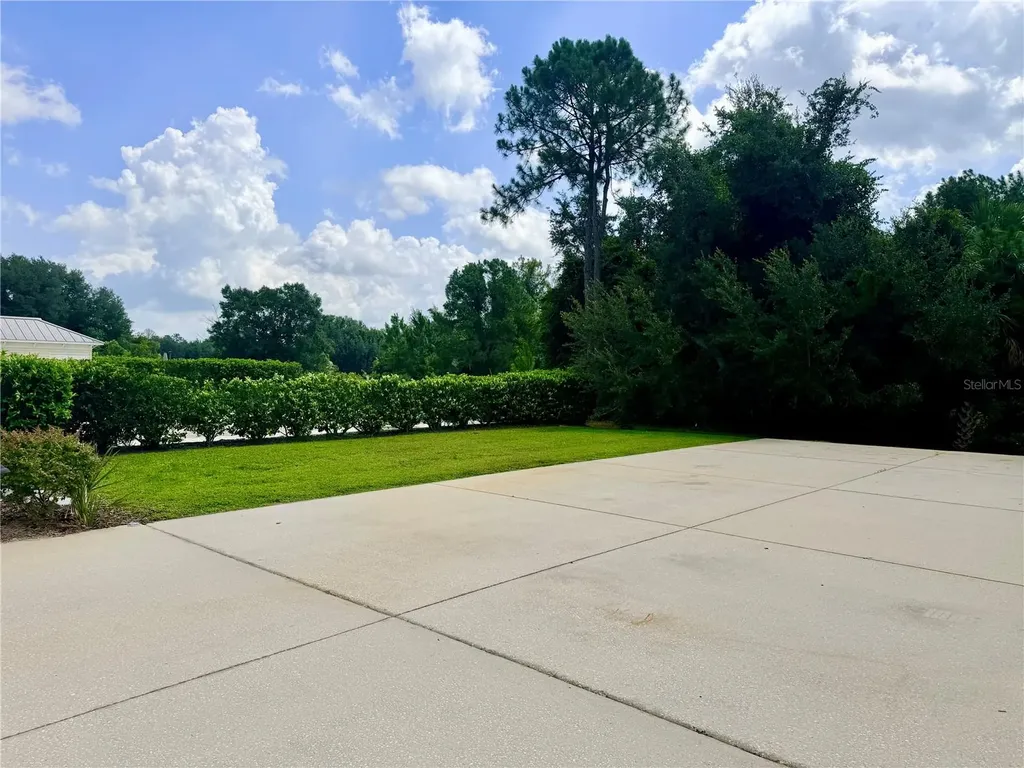 9509 SE 49th Terrace Webster FL 33597