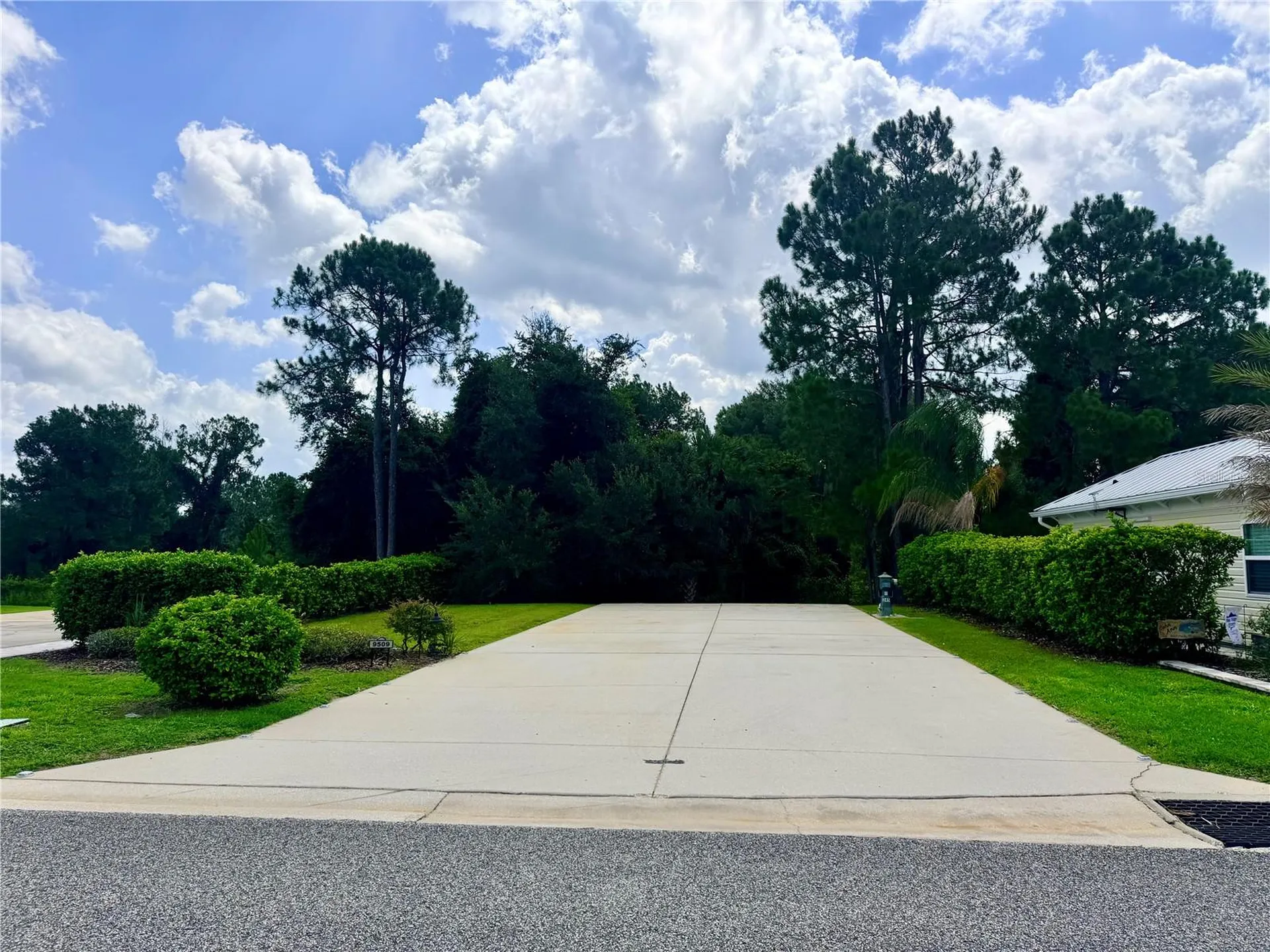 9509 SE 49th Terrace Webster FL 33597