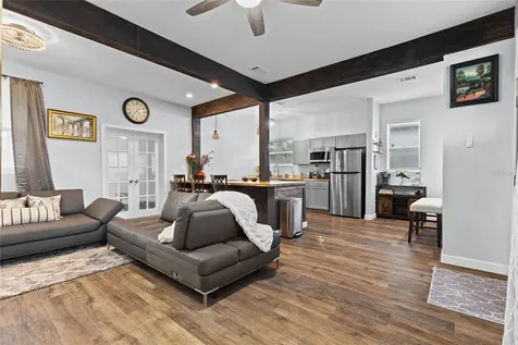 234 W Magnolia Street Apopka FL 32703
