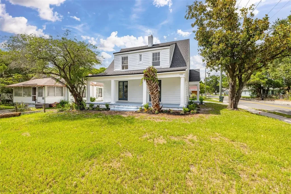 1201 Oakhill Street Lakeland FL 33815