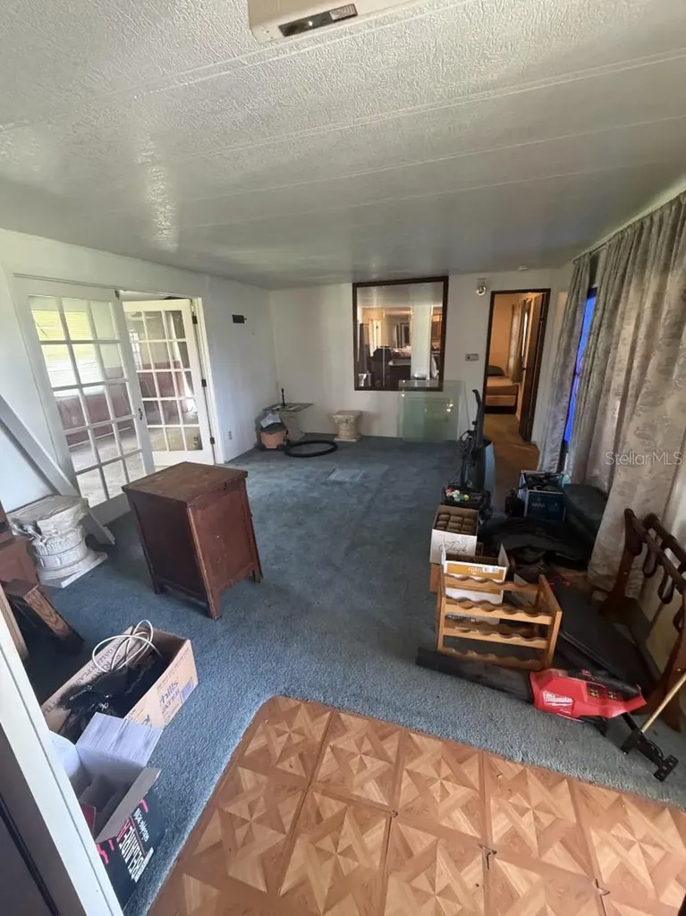 9818 Reylinda Avenue Thonotosassa FL 33592