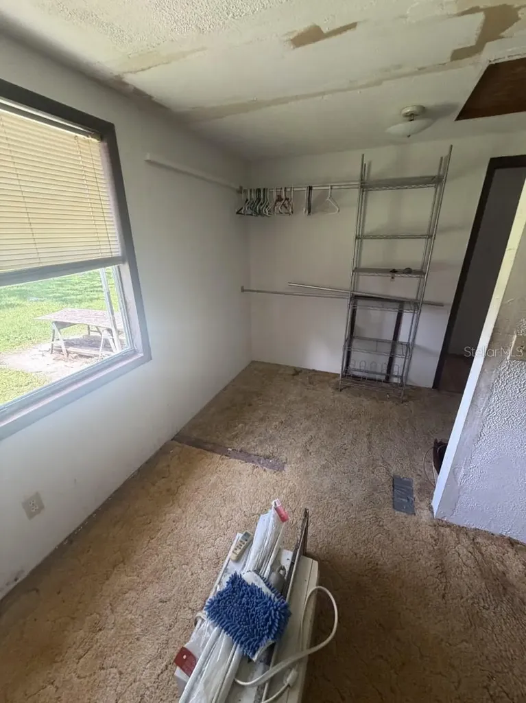 9818 Reylinda Avenue Thonotosassa FL 33592