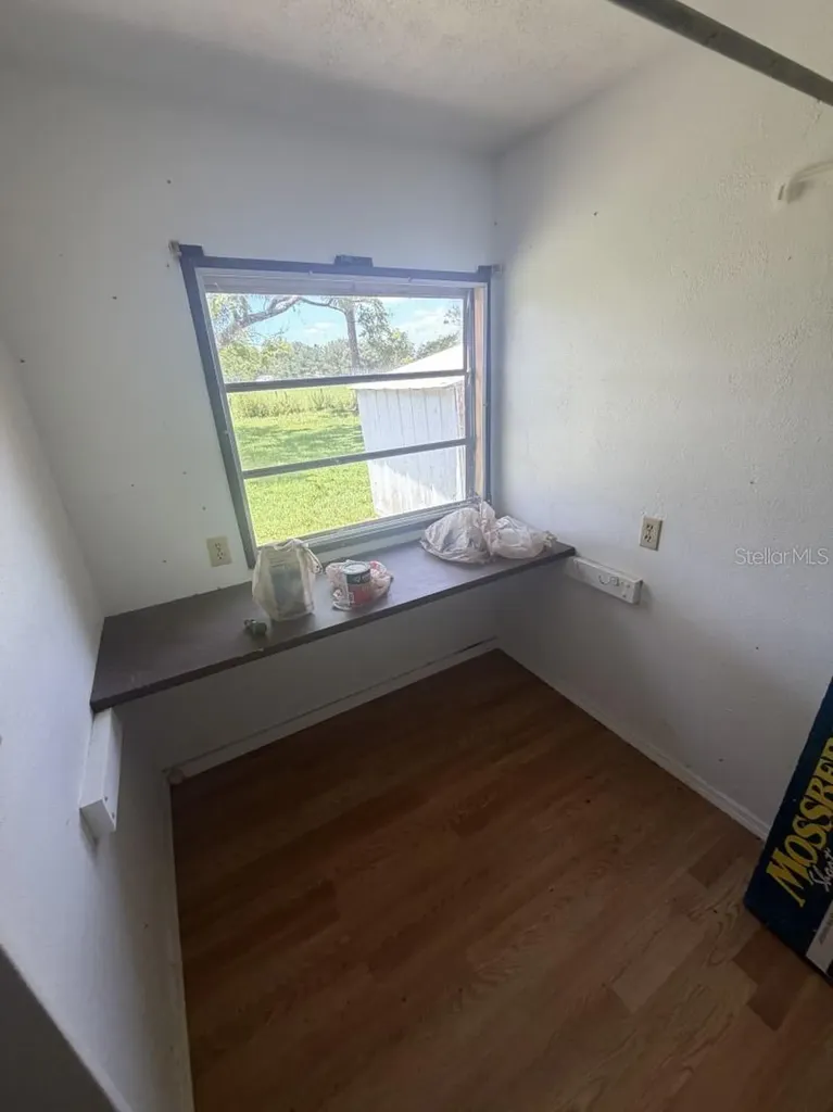 9818 Reylinda Avenue Thonotosassa FL 33592
