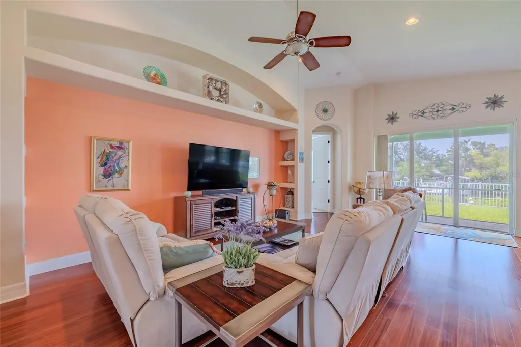 562 Bimini Bay Boulevard Apollo Beach FL 33572