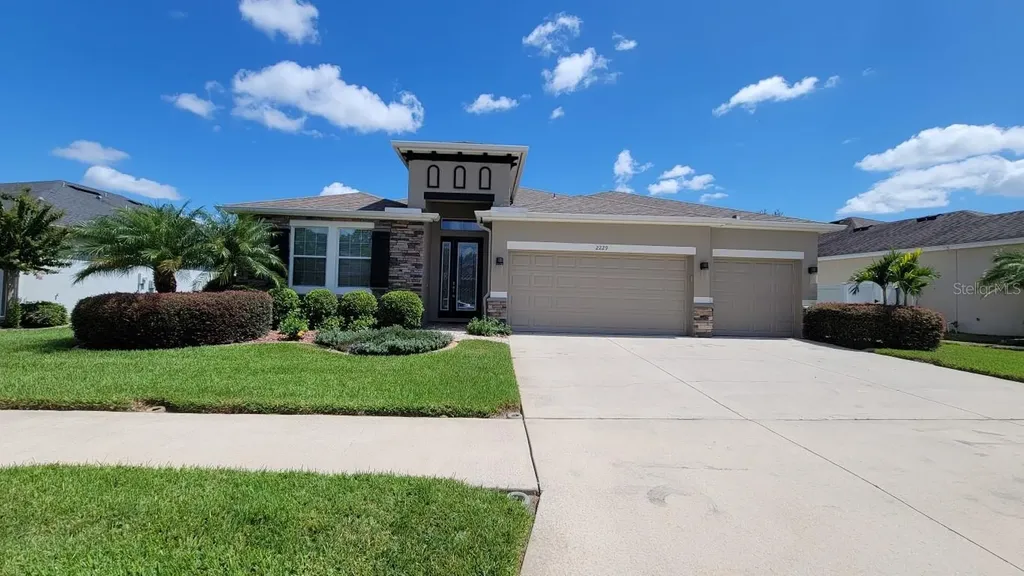 2229 Valterra Vista Way Valrico FL 33594