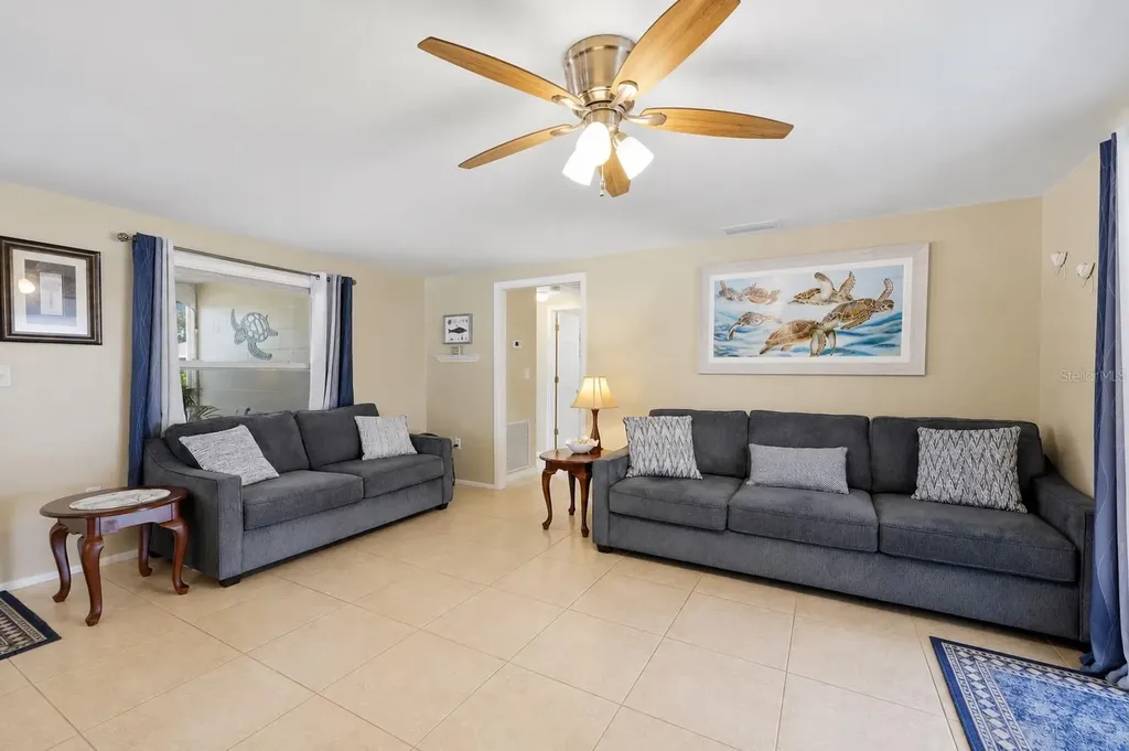 630 E Seminole Drive Venice FL 34293