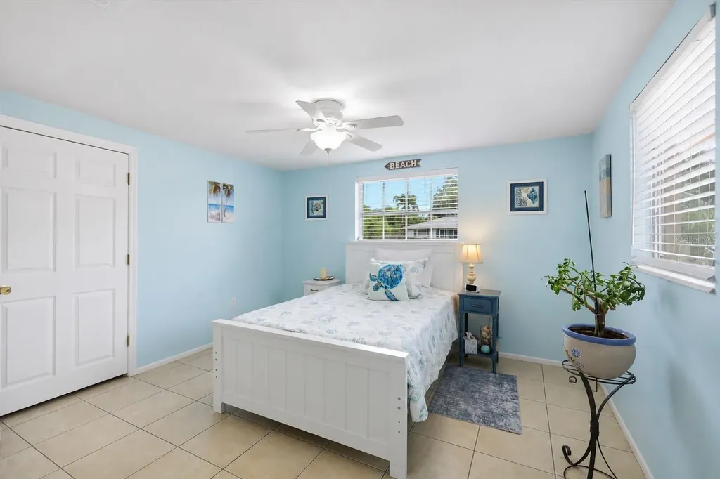 630 E Seminole Drive Venice FL 34293