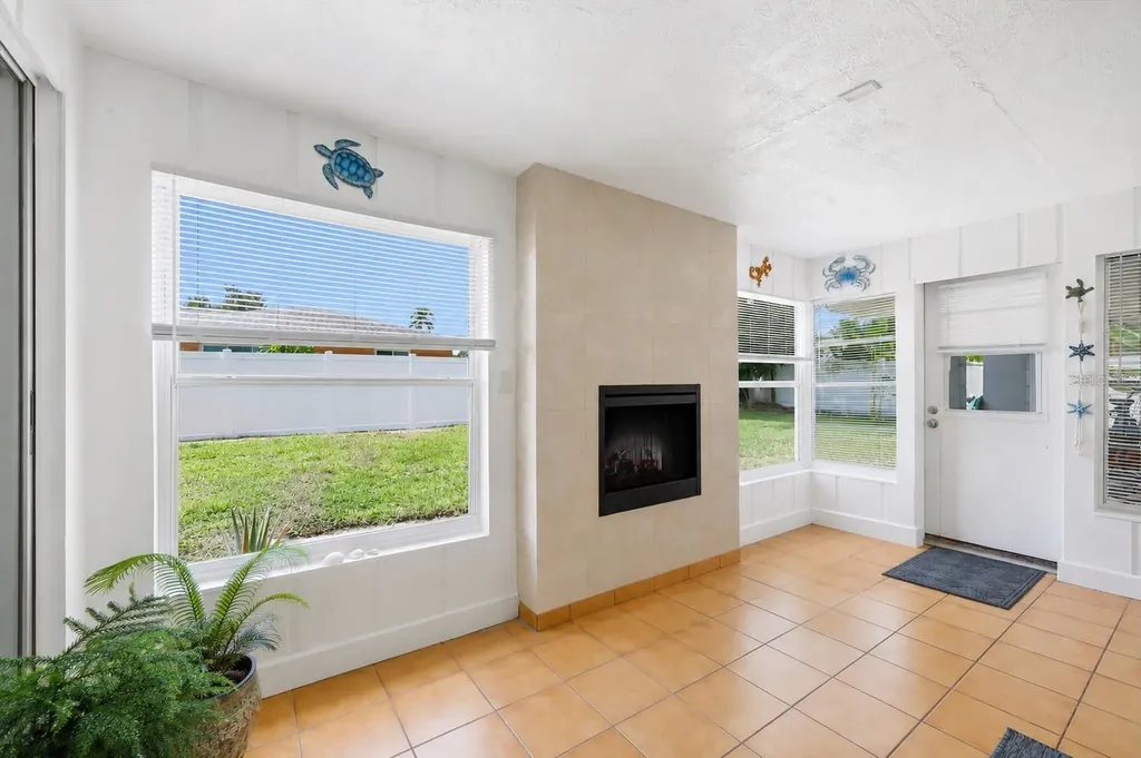 630 E Seminole Drive Venice FL 34293