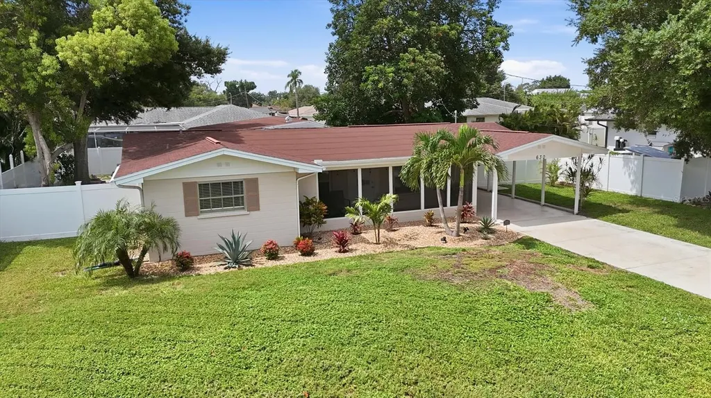 630 E Seminole Drive Venice FL 34293