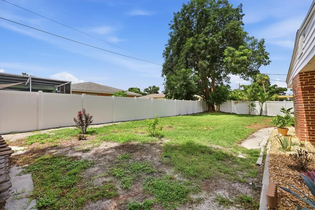 630 E Seminole Drive Venice FL 34293
