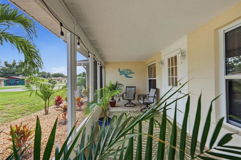 630 E Seminole Drive Venice FL 34293