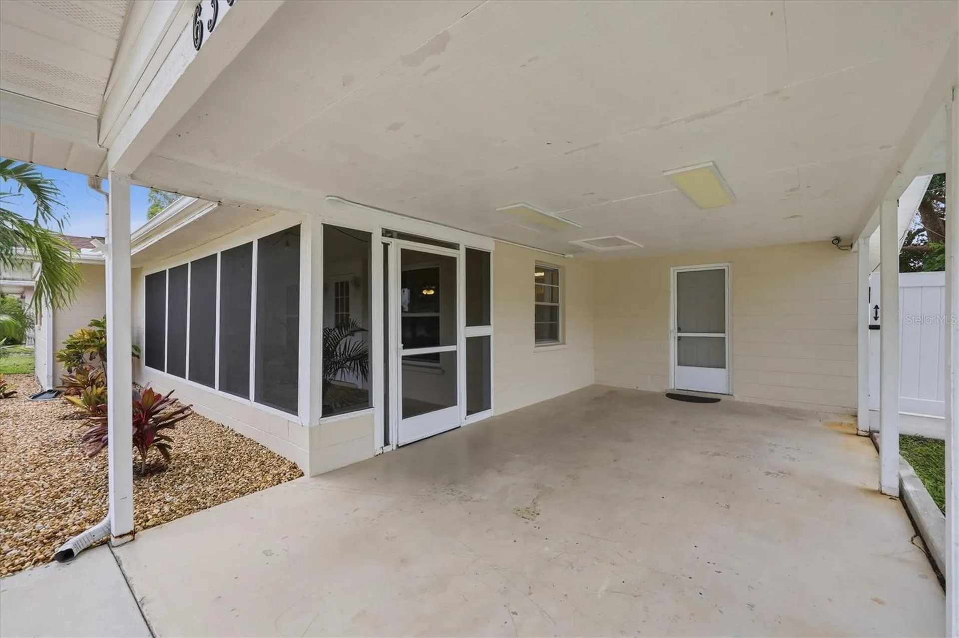 630 E Seminole Drive Venice FL 34293