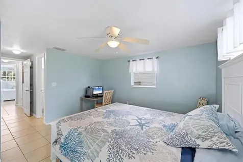630 E Seminole Drive Venice FL 34293