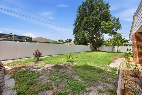 630 E Seminole Drive Venice FL 34293